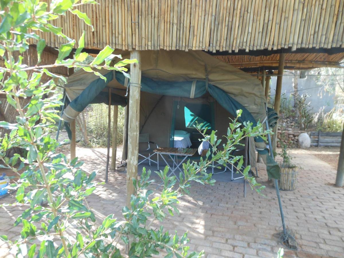 Amber Lagoon Backpackers Lodge Vleirivier Exterior photo